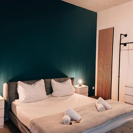 Dein Zuhause In Passau, Modern, Zentral, Parkplatz, Kueche, Terasse *