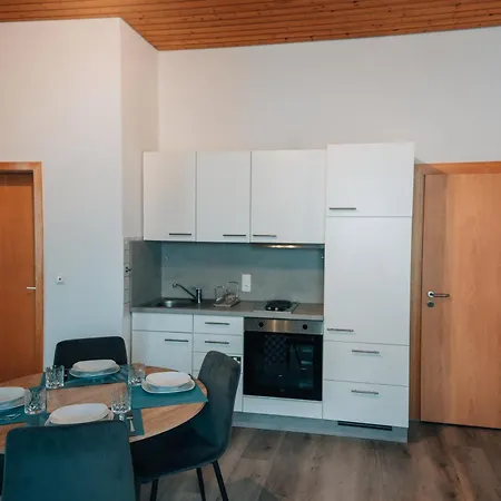 Апартаменты Dein Zuhause In Passau, Modern, Zentral, Parkplatz, Kueche, Terasse *